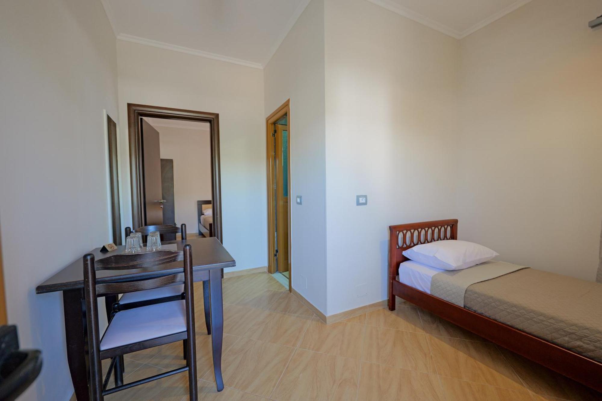 קסאמיל Hotel Deja Vu חדר תמונה